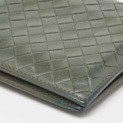 Pre Owned Bottega Veneta Olive Green Intrecciato Leather Bifold Wallet