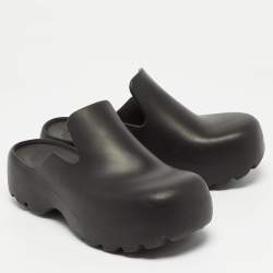 Pre Owned Bottega Veneta Black Rubber Flash Clogs Size 42