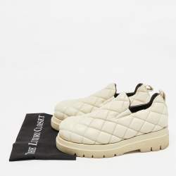 Pre Owned Bottega Veneta Cream Quilted Leather Slip On Loafers Size 41