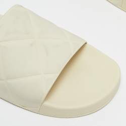 Bottega Veneta Cream Rubber Pool Slides Size 41