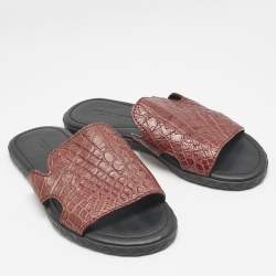 Pre Owned Bottega Veneta Burgundy Crocodile Leather Flat Sandals Size 39