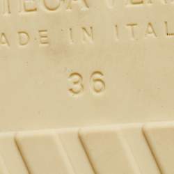 Pre Owned Bottega Veneta Beige Rubber Pool Slippers Size 36