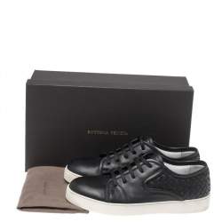 مملوكة مسبقًا Bottega Veneta Black Intrecciato Leather Low Top Sneakers Size 42.5