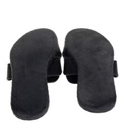 مملوكة مسبقًا Bottega Veneta Black Leather Flat Slides Size 44