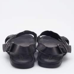 Pre Owned Bottega Veneta Black/Dark Brown Intrecciato Leather Criss Cross Flat Sandals Size 42.5