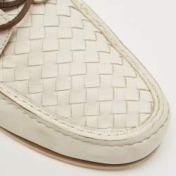Pre Owned Bottega Veneta White Intercciato Leather Lace Up Boat Loafers Size 43