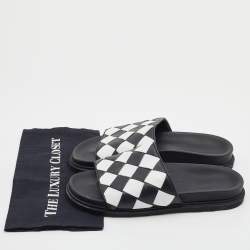 Pre Owned Bottega Veneta Black/White Intrecciato Leather Slides Size 42