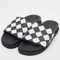 Pre Owned Bottega Veneta Black/White Intrecciato Leather Slides Size 42