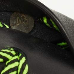 Pre Owned Bottega Veneta Black/Green Leather Criss Cross Flat Sandals Size 43