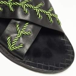 Pre Owned Bottega Veneta Black/Green Leather Criss Cross Flat Sandals Size 43