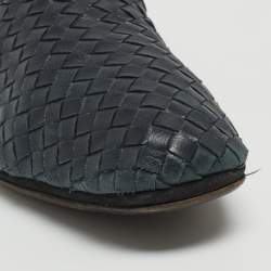 مملوكة مسبقًا Bottega Veneta Navy Blue Intrecciato Leather Smoking Slippers Size 42