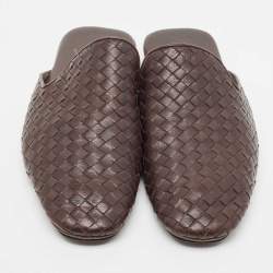 Pre Owned Bottega Veneta Brown Woven Leather Intrecciato Fiandra Mules Size 43