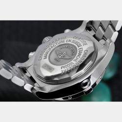 Breitling Customised White Diamond Stainless Steel Avenger Seawolf A73390 Quartz Men's Wristwatch 45 mm