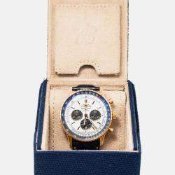 Breitling Navitimer RB0137 Automatic White 18K Rose Gold Men's Wristwatch 46 mm