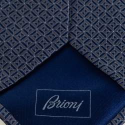 مملوكة مسبقًا طقم منديل جيب وربطة عنق بريوني حرير نمط هندسي أزرق