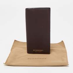 Pre Owned Burberry Burgundy Textured Leather Long Bifold Wallet