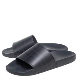 Pre Owned Burberry Black Rubber Furley Slide Flat Sandals Size 43