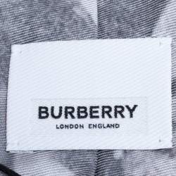 Pre Owned Burberry Monochrome Rave Print Silk Tie