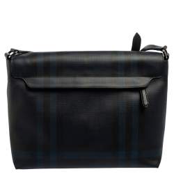 Pre Owned Burberry Black/Blue Check PVC and Leather Large Burleigh Messenger Bag