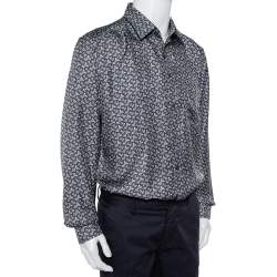 مملوكة مسبقًا قميص بربري أزرار أمامية حرير مطبوع شعار الماركة مونوغرامي رصاصي مقاس كبير جداً (اكس لارج)