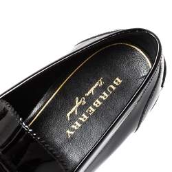 Pre Owned حذاء لوفرز بربري "بيدمور" مزين بشراشيب و بسير بيني جلد لامع أسود مقاس 44