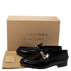 Pre Owned Burberry Black Leather Solway Chain Detail Slip On Loafers Size 44.5