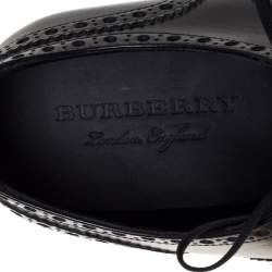 مملوكة مسبقًا حذاء أكسفورد بربري أربطة وصلة سلسلة جلد بروغ أسود مقاس 43