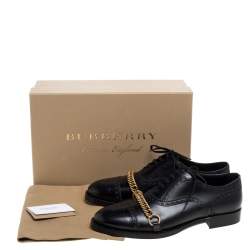 مملوكة مسبقًا حذاء أكسفورد بربري أربطة وصلة سلسلة جلد بروغ أسود مقاس 43