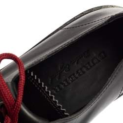 مملوكة مسبقًا Burberry Two Tone Brogue Leather Bissett Fringe Detail Lace Up Platform Derby Size 41