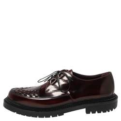 Pre Owned حذاء بربري  كريبرز جلد عنابي مقدمة مزينة مغزولة رباط نعل سميك  مقاس 45