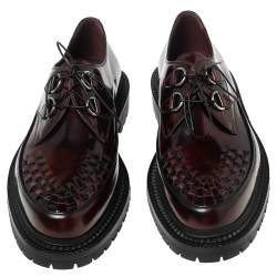 Pre Owned حذاء بربري  كريبرز جلد عنابي مقدمة مزينة مغزولة رباط نعل سميك  مقاس 45