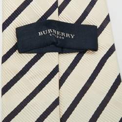 مملو كة مسبقًا Burberry Cream Diagonal Striped Silk Traditional Tie
