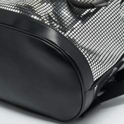 Pre Owned حقيبة ظهر بربري شمواه وجلد بتأثير مرآة أسود/فضي مع رباط للشد