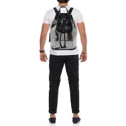 Pre Owned حقيبة ظهر بربري شمواه وجلد بتأثير مرآة أسود/فضي مع رباط للشد