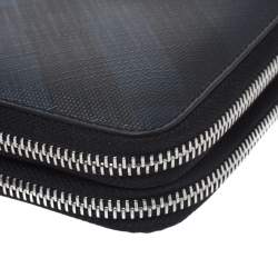 Pre Owned Burberry Navy Blue Coated Canvas Reeves Double Zip Wallet
