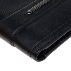 Pre Owned Burberry Black Leather Bifold Wallet