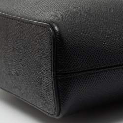 Pre Owned Burberry Black Leather Messenger Bag