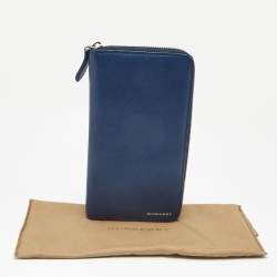 Pre Owned Burberry Blue Leather Zip Around Organizer Wallet 
