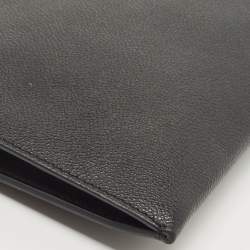 Pre Owned Burberry Black Leather Wristlet Zip Pouch