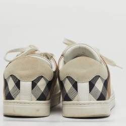 مملوكة مسبقًا حذاء رياضي بربري كانفاس كارو أبيض/رمادي وجلد برباط مقاس 42