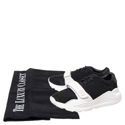 مملوكة مسبقًا حذاء رياضي بربري رامسي نيوبرين أسود منخفض من أعلى مقاس 40