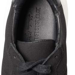 مملوكة مسبقًا حذاء رياضي بربري رامسي نيوبرين أسود منخفض من أعلى مقاس 40