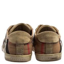 Pre Owned حذاء رياضي بربري سويدي وكانفاس كاروهات نوفا بيج بعنق منخفض مقاس 44