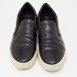 Pre Owned حذاء رياضي بربري سليب أون جلد أسود مقاس 43