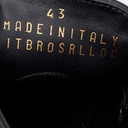 Pre Owned حذاء رياضي بربري سليب أون جلد أسود مقاس 43