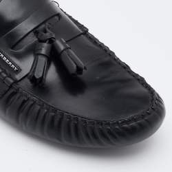 Pre Owned حذاء لوفرز بربري كينغتاون درايفر جلد أسود مقاس 43