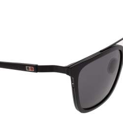 Pre Owned Carolina Herrera Black and Red SHE843 Aviator Sunglasses