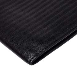 مملوكة مسبقًا محفظة كارتييه باشا جلد أسود ثنائية الطي