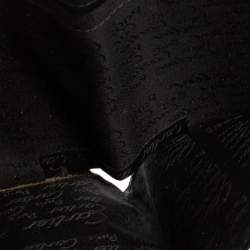 مملوكة مسبقًا Cartier Black Leather Pasha De Bifold Wallet