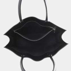 مملوكة مسبقًا حقيبة سيلين تريومف هورايزونتال كاباس جلد بي في سي أسود